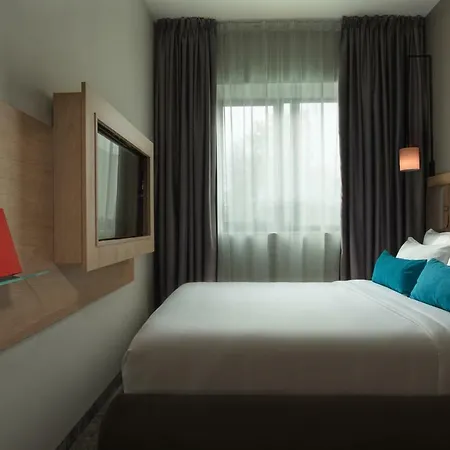 호텔 The Boutique Square - Free Compliments - Free Wi-fi - Location - Nearby Paid Parking 3*