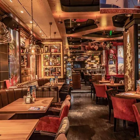 The Boutique Square - Free Compliments - Free Wi-fi - Location - Nearby Paid Parking 3* Plovdiv