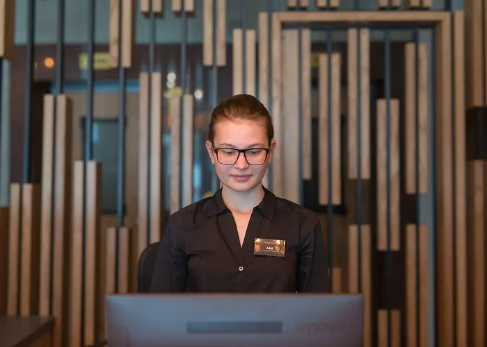 The Boutique Square - Free Compliments - Free Wi-fi - Location - Nearby Paid Parking Otel Filibe