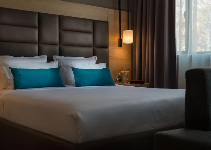 The Boutique Square - Free Compliments - Free Wi-fi - Location - Nearby Paid Parking Otel Filibe