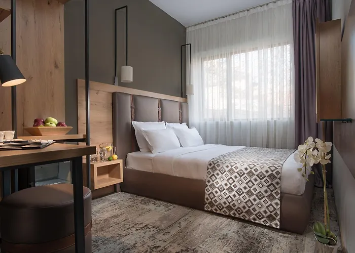 The Boutique Square - Free Compliments - Free Wi-fi - Location - Nearby Paid Parking Filibe