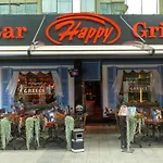 The Boutique Square - Free Compliments - Free Wi-fi - Location - Nearby Paid Parking Hotel