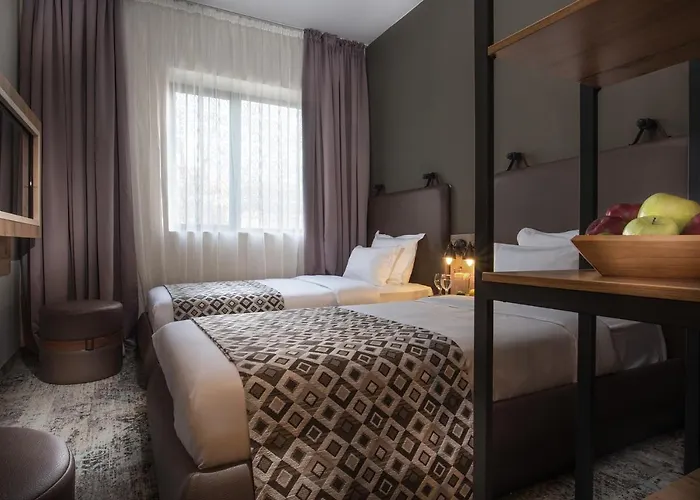 호텔 The Boutique Square - Free Compliments - Free Wi-fi - Location - Nearby Paid Parking 플로브디프